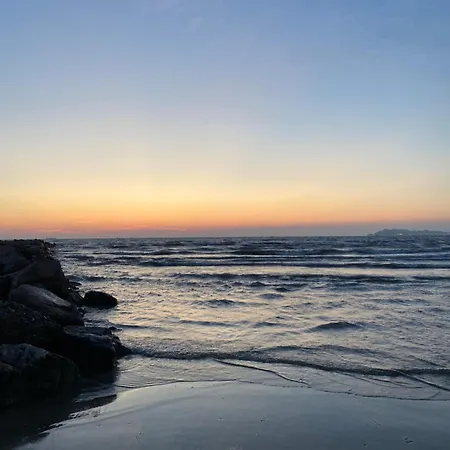 Comfy One-bedroom Flat In Golem, 1br, 2 Sofas Apartment *