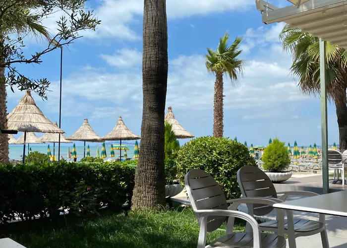 公寓 Comfy One-bedroom Flat In Golem, 1br, 2 Sofas *